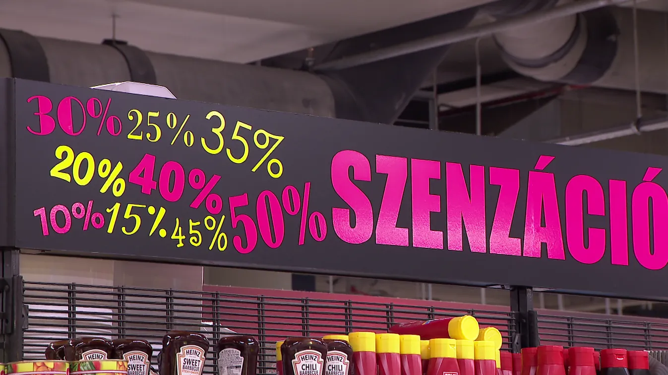 Keresik a vásárlók az akciós termékeket