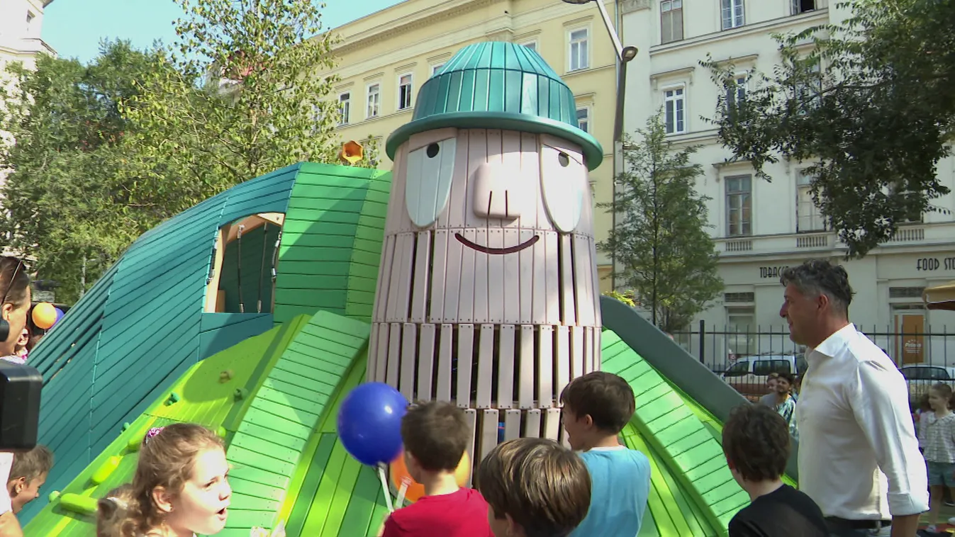 Megújult a belvárosi Hild tér