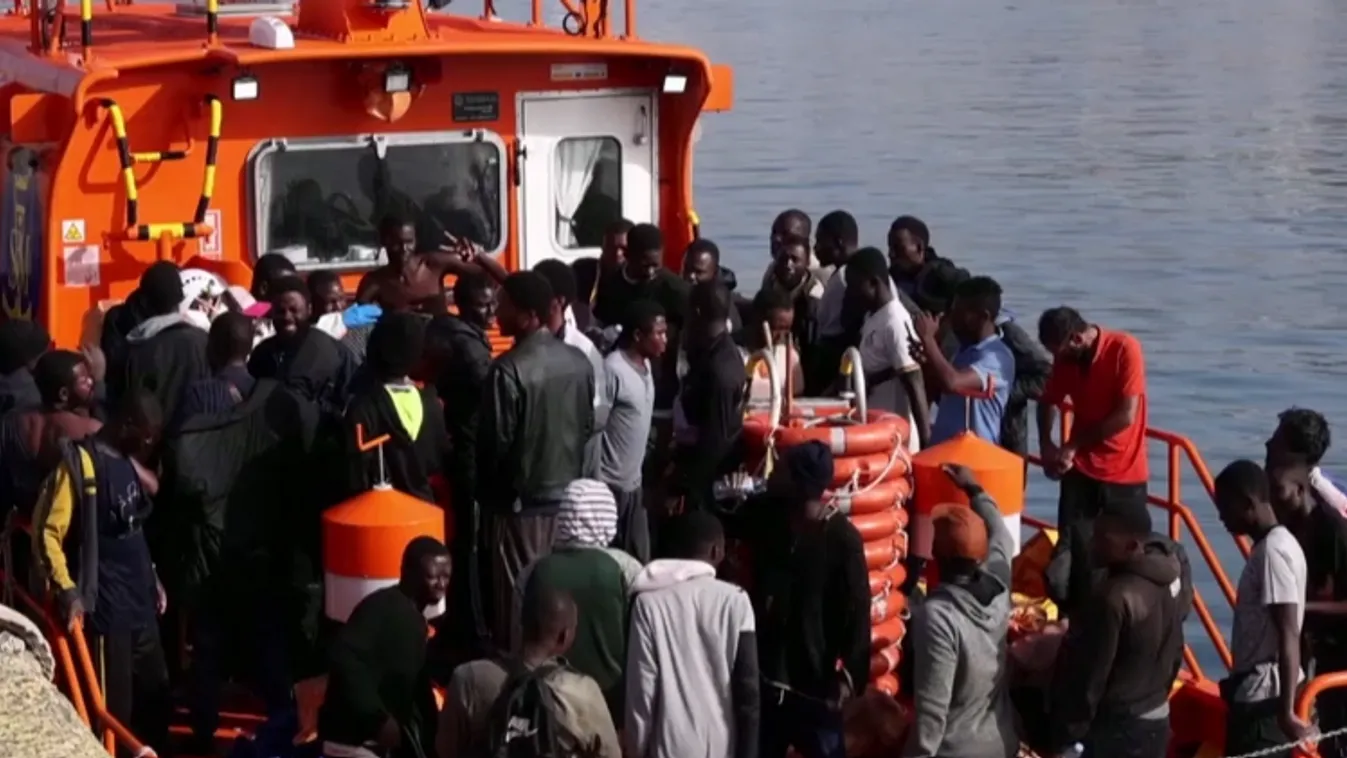 Egy nap alatt több mint ezer migráns érkezett a Kanári-szigetekre