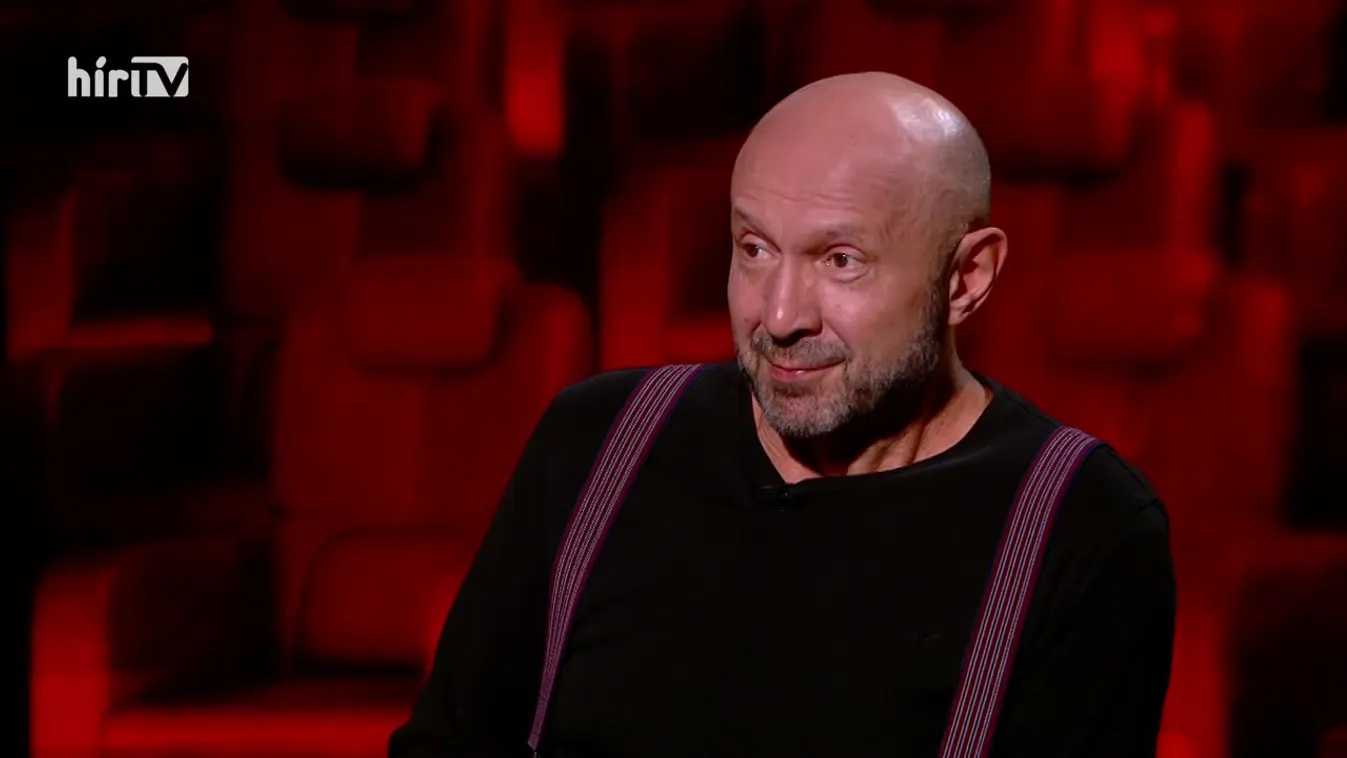 Szélesvásznú történelem: A tizedes meg a többiek