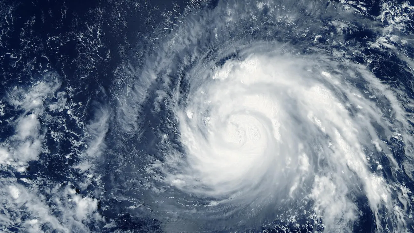 Pusztító erejű tájfun tart Tajvan felé