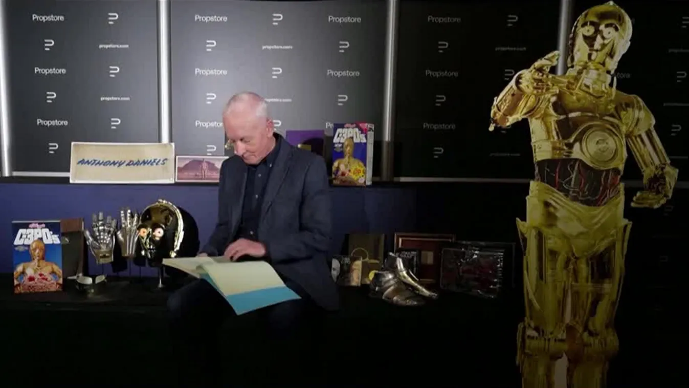 Radar - 450 millió forintért is elkelhet az ikonikus filmsorozat egyik jelmeze