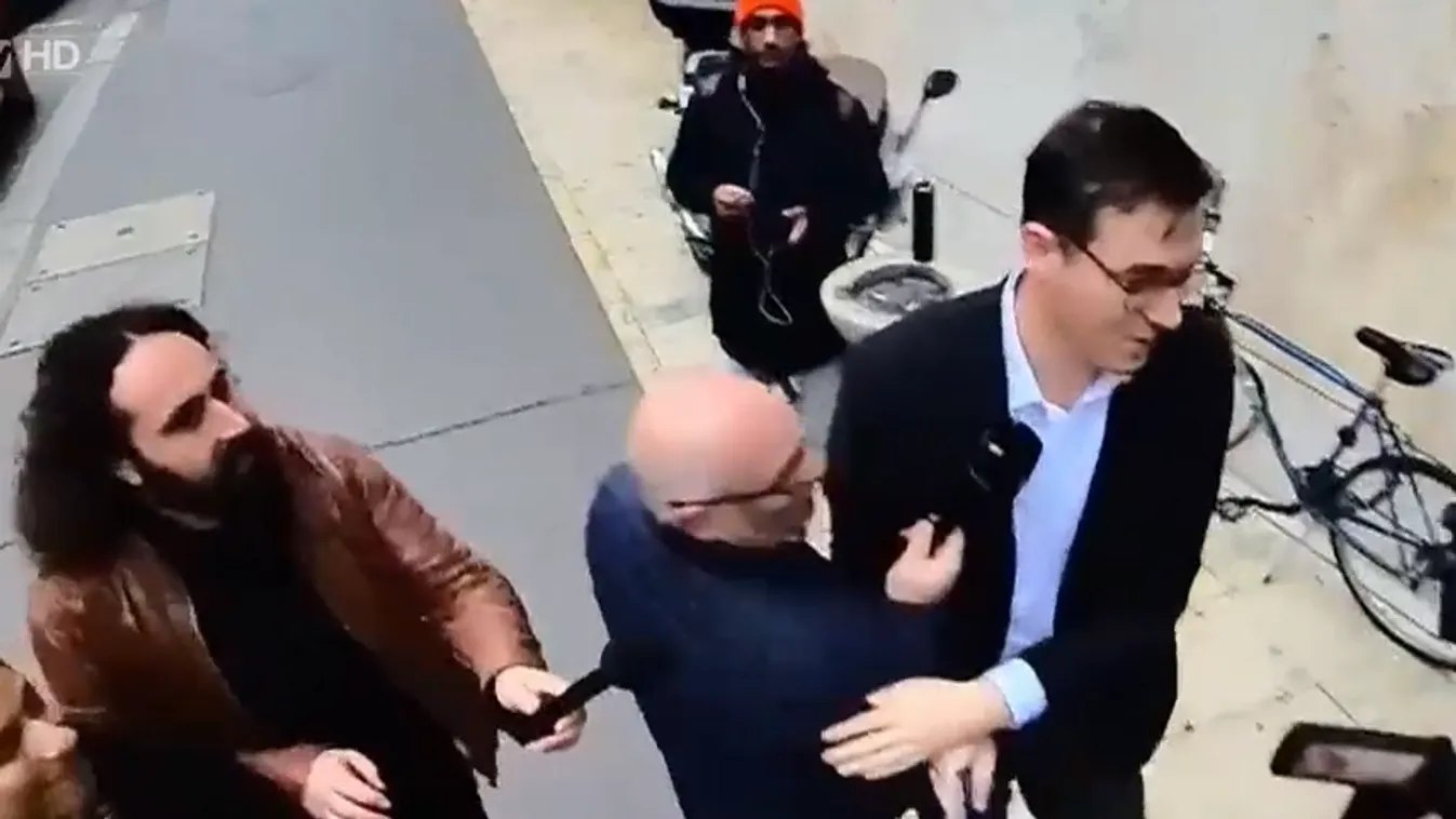 Lefogta a kezét és arrébb lökte az M1 riporterét Karácsony Gergely