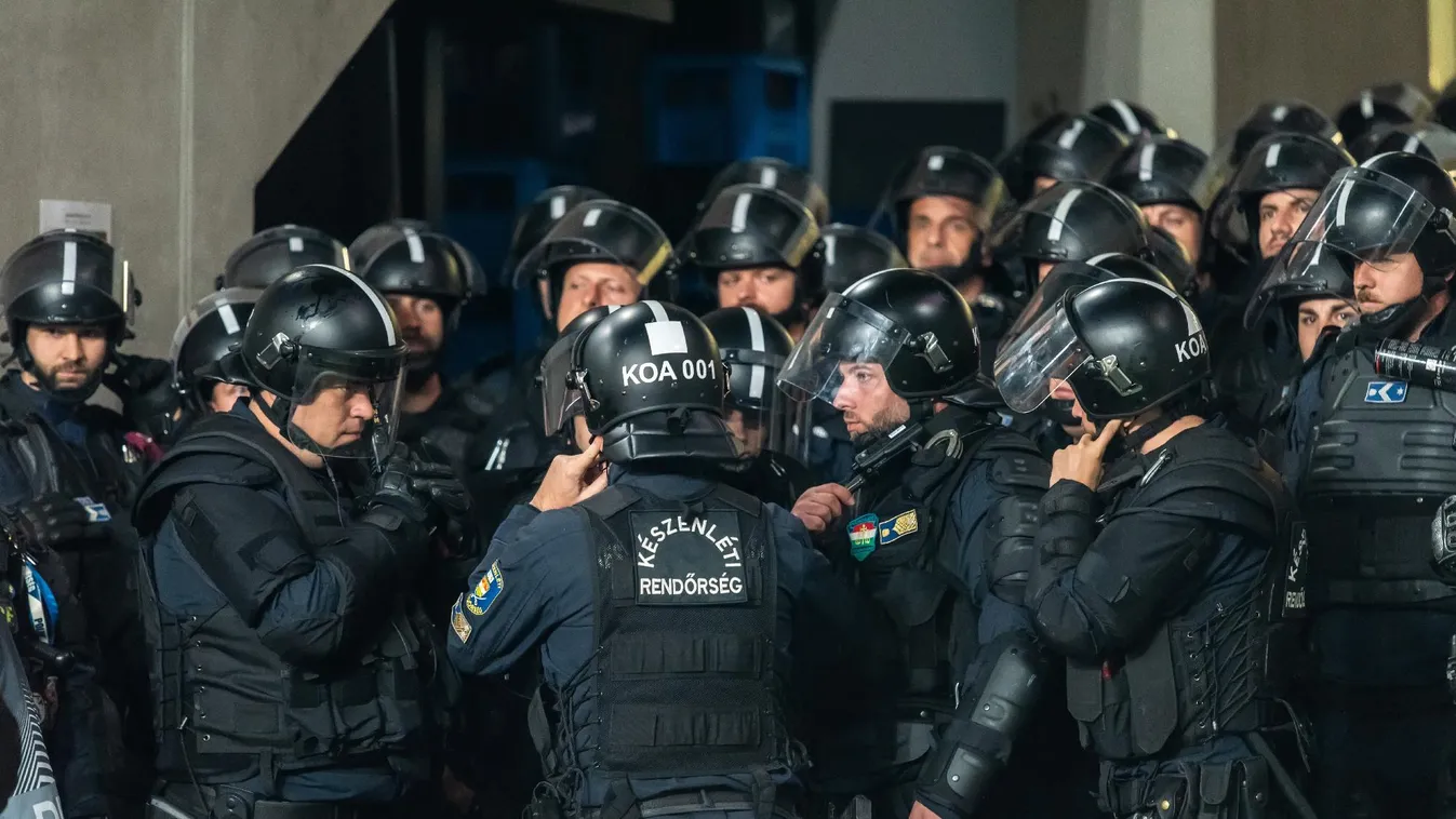 Ferencvárosi szurkolók ellen emeltek vádat