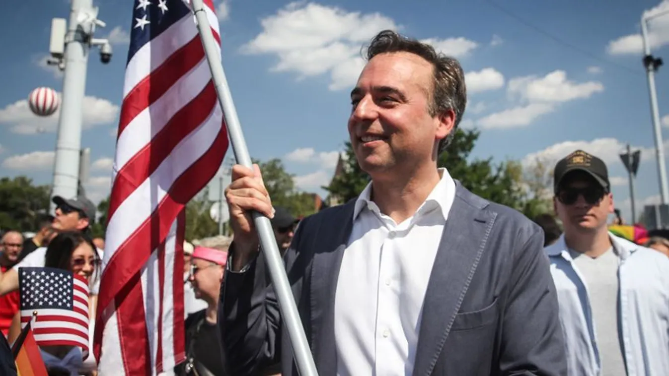 Orosz oligarchának segíthetett kibújni a szankciók alól David Pressman