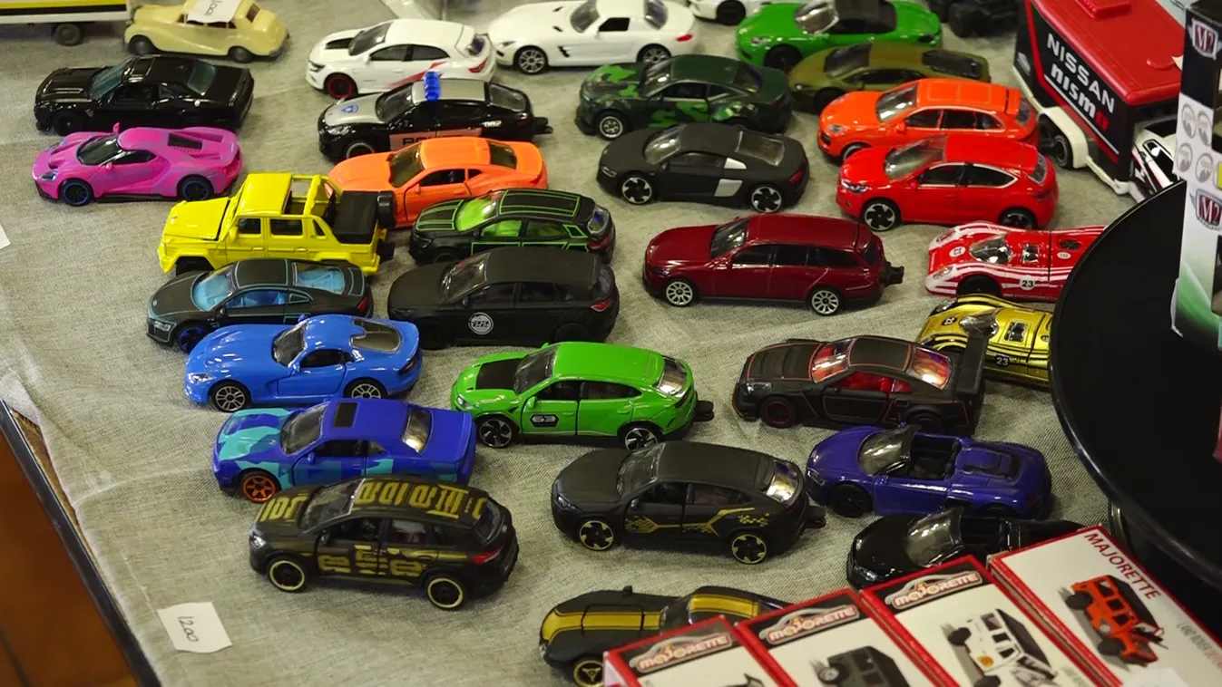 Radar - Kisautó és modell börze