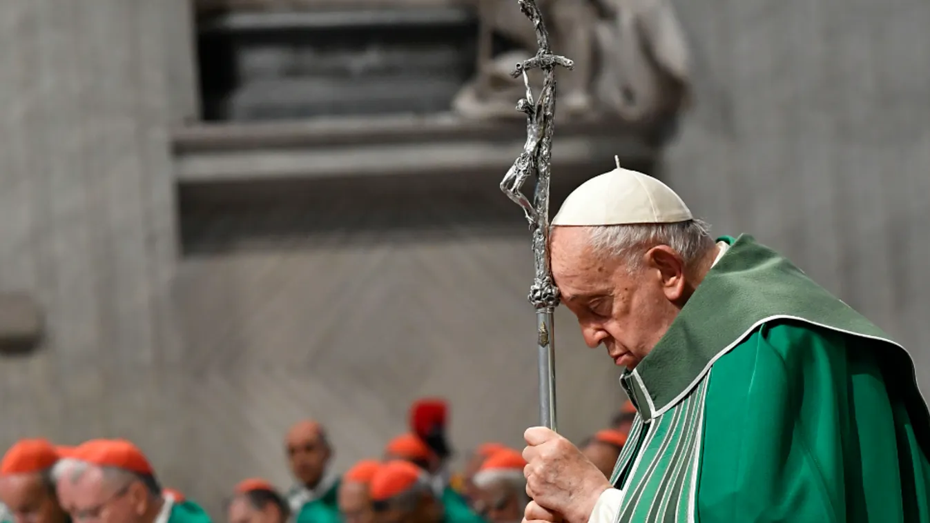 Ferenc pápa: Senki se adja fel a fegyverek elhallgattatásának lehetőségét