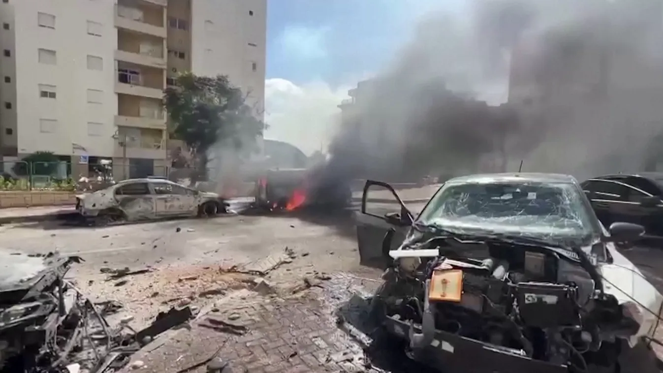 Több mint 700-ra emelkedett az izraeli halálos áldozatok száma