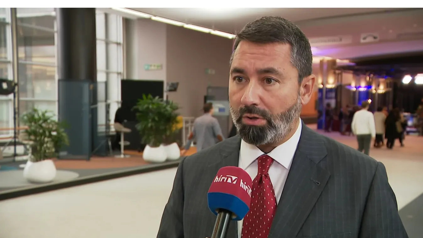 Hidvéghi: Nem meglepő, hogy a Momentum Brüsszelbe jár feljelentgetni Magyarországot + videó