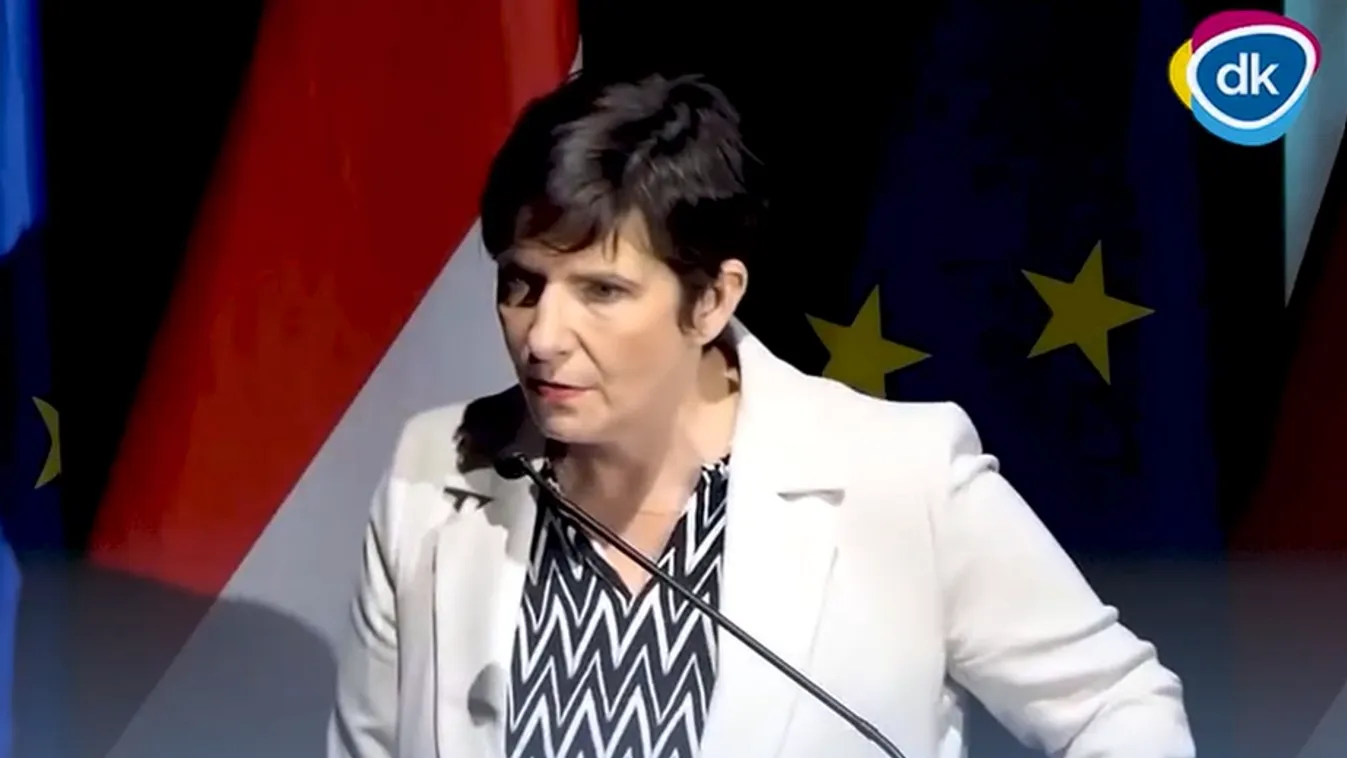 Újra hadat üzent az egyházaknak a Demokratikus Koalíció + videó