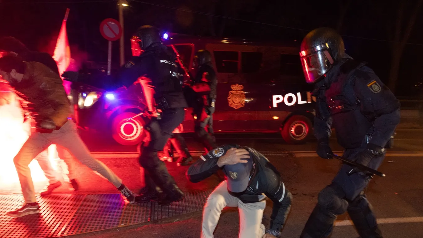 Erőszakos kormányellenes tüntetések zajlanak Spanyolországban + videó