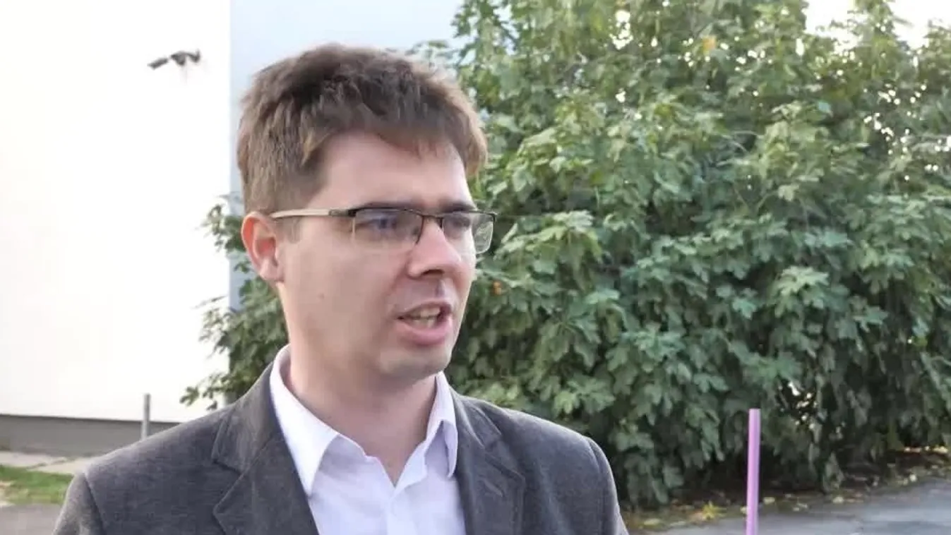 Befektetés ellenes politika Pécset + videó