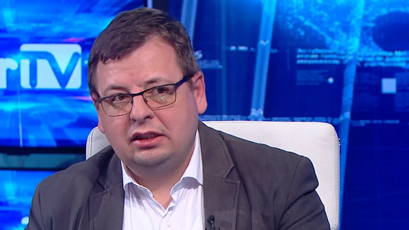 Felülvizsgálhatják az  antiszemitizmussal kapcsolatos iskolai tananyagokat + videó