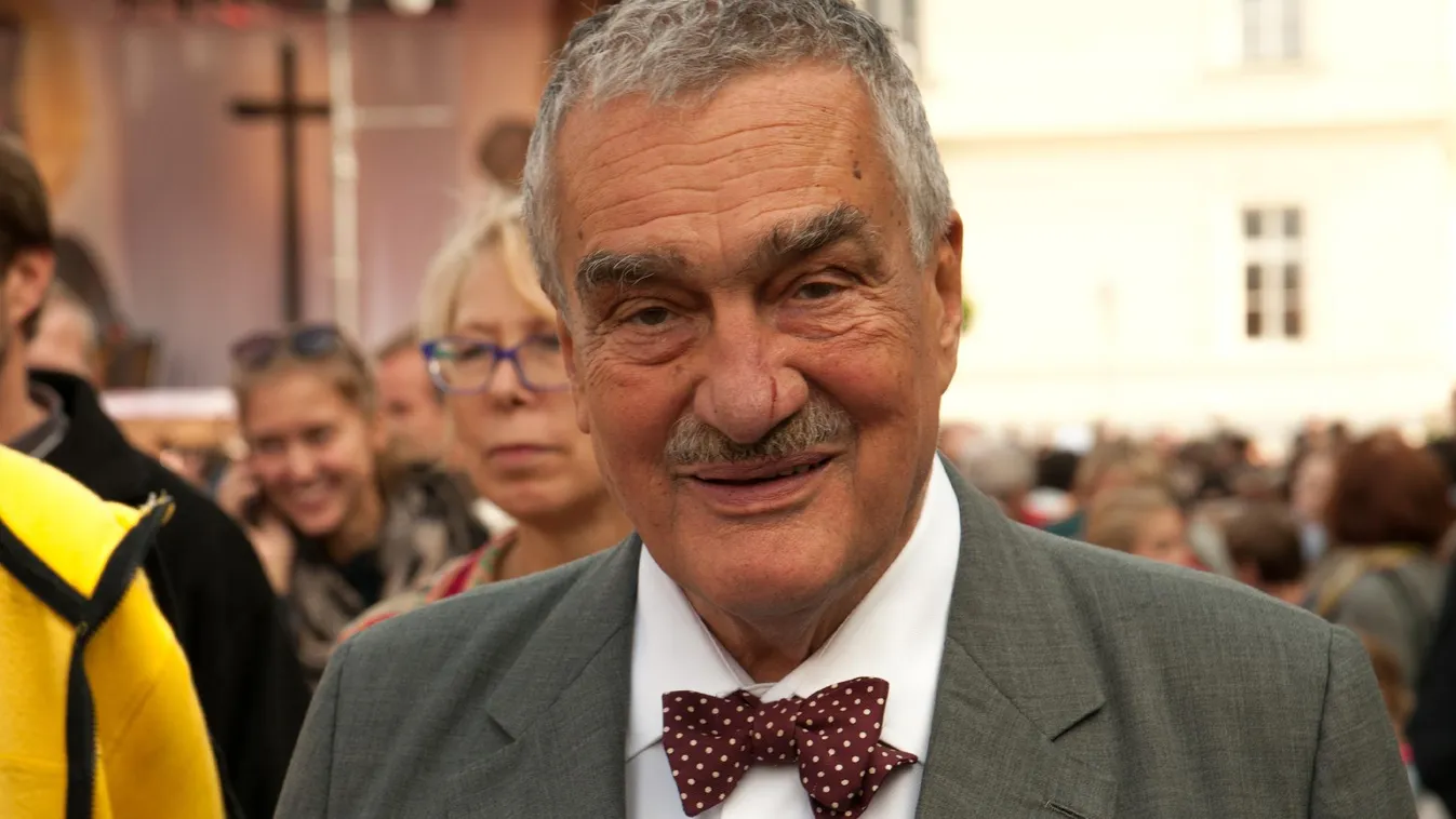 Meghalt Karel Schwarzenberg