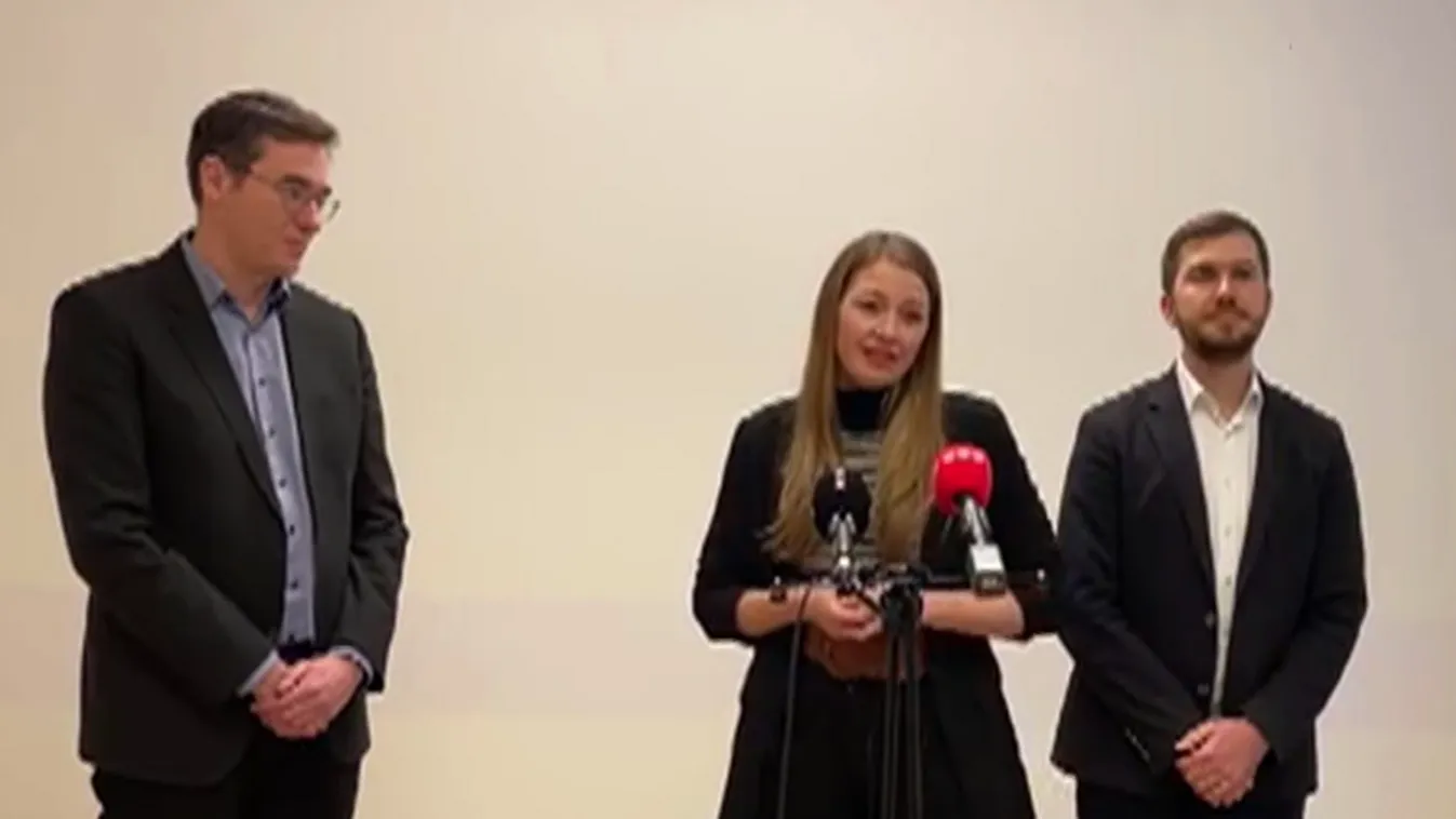 A Momentum is beáll Karácsony Gergely mögé + videó