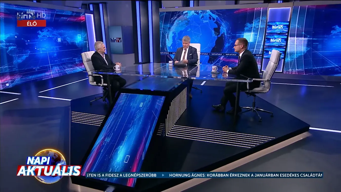 „Menjenek 26-an azon az úton” + videó