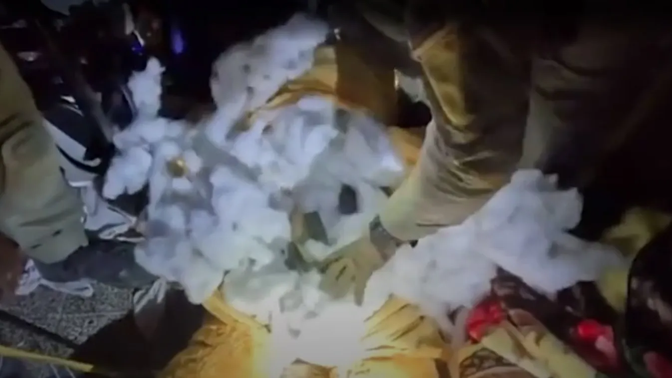 Halálos fegyver Teddy Maciba rejtve egy gázavárosi iskolában + videó