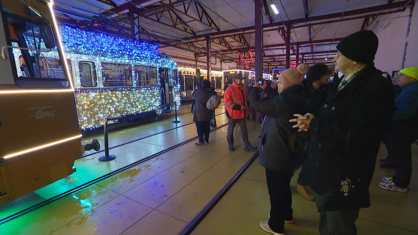 Idén is elindultak a fényes BKV járművek + videó