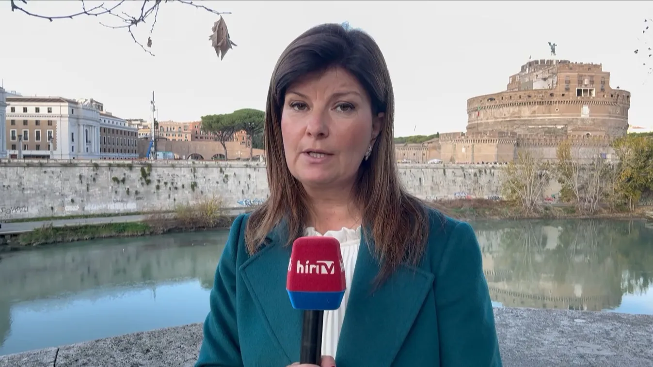 Szabadtéri koncertekkel és órákon át tartó színes tűzijátékkal ünneplik az új évet Olaszországban + videó