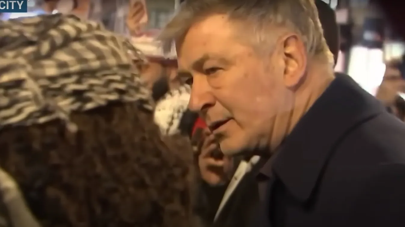 Palesztinpárti tüntetőkkel vitatkozott Alec Baldwin + videó