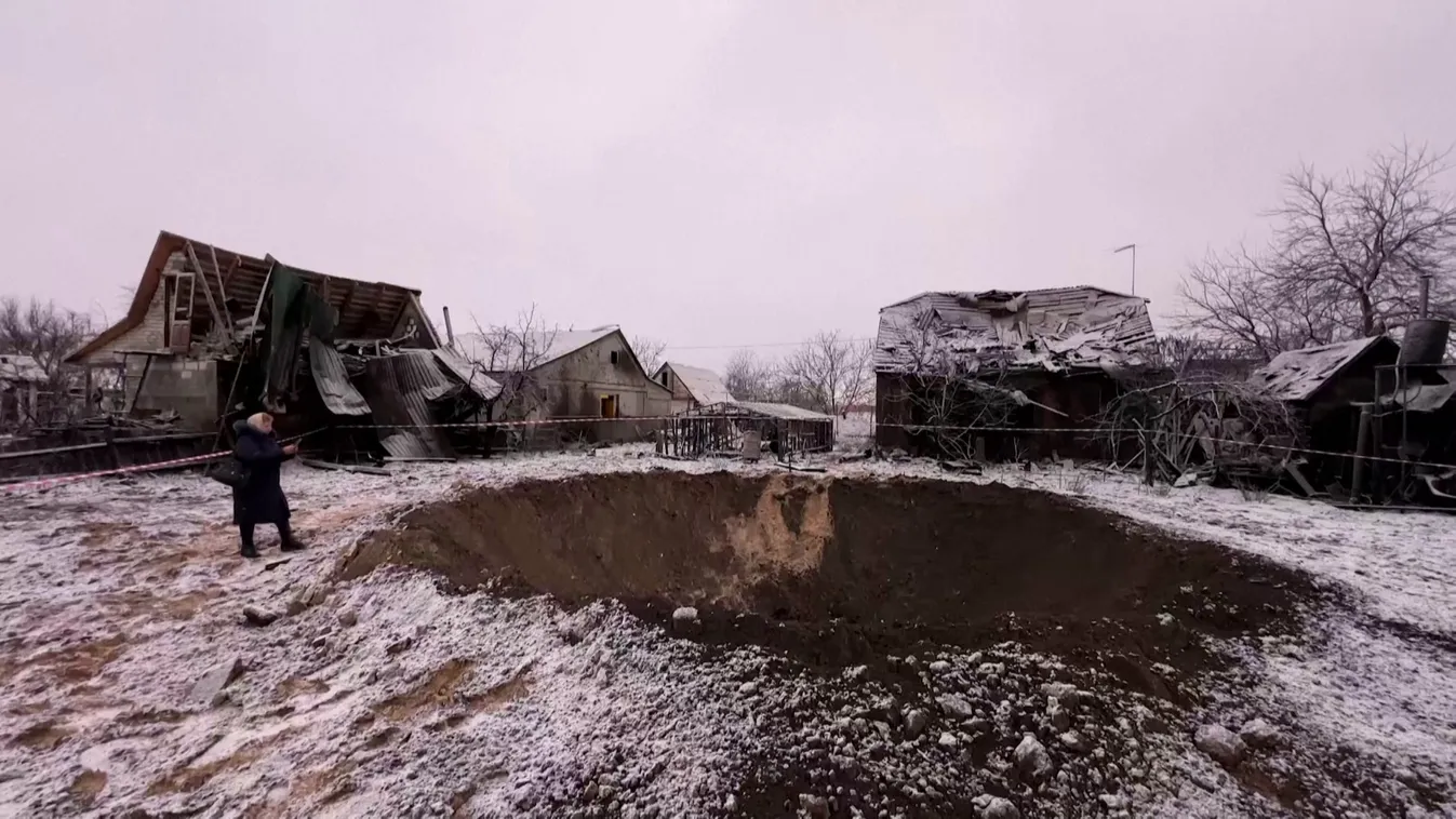 Többen megsérültek Kijevben orosz rakéták lehulló darabjaitól