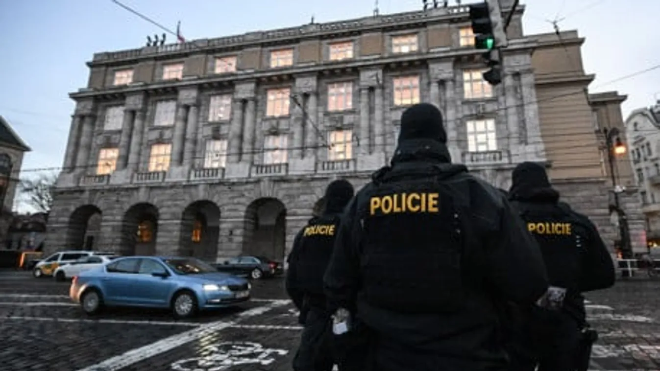 A prágai ámokfutót dicsőítő embereket vett őrizetbe a cseh rendőrség