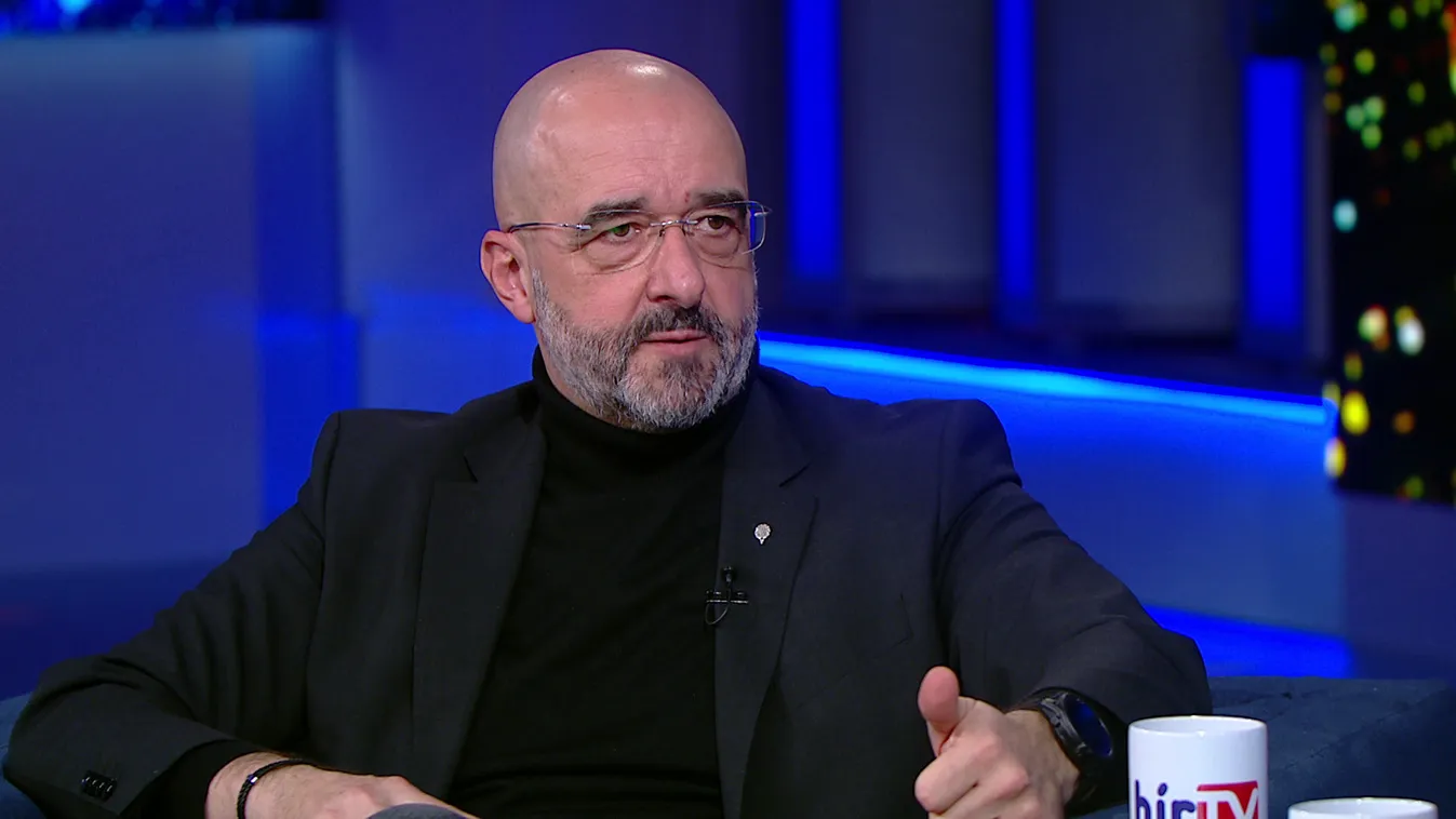 Kovács Zoltán: „Présember Úr” a történelem szellemvasútján ül + videó