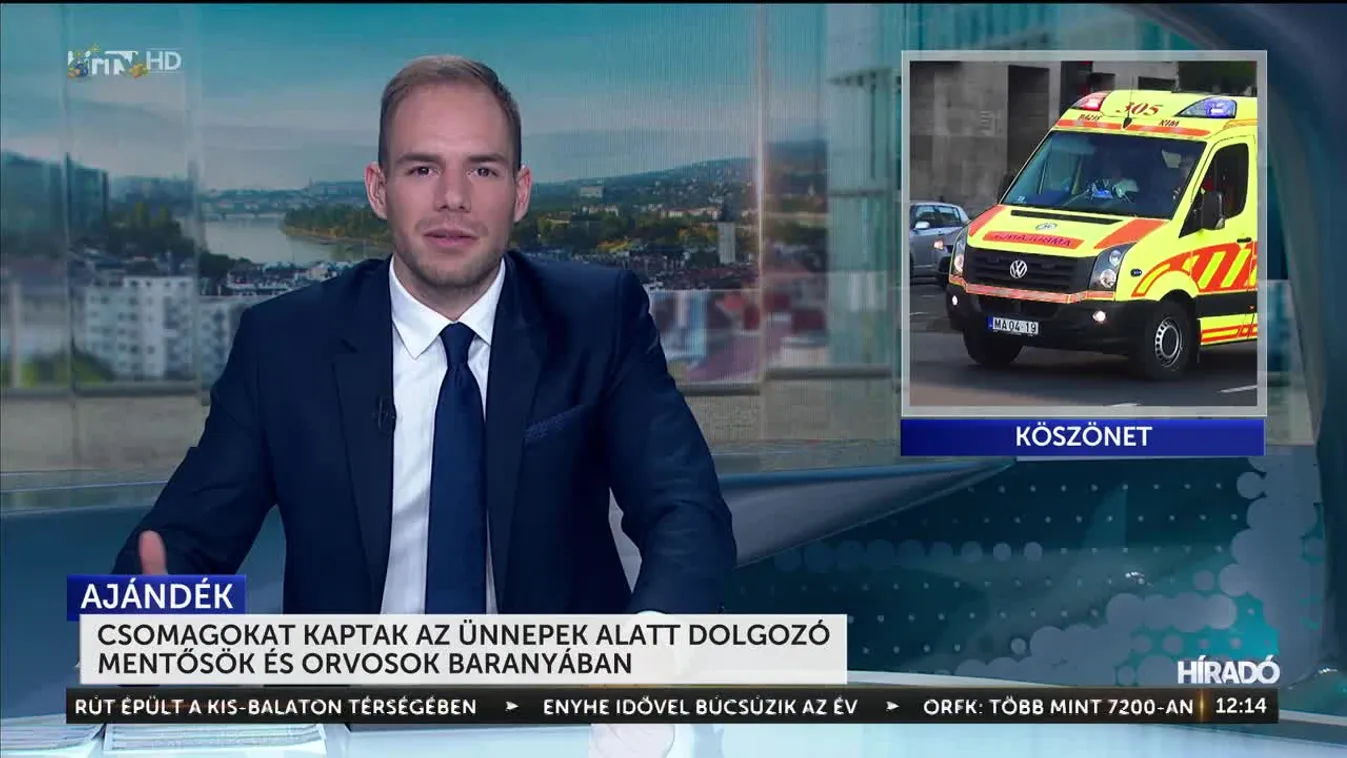 Csomagokat kaptak az ünnepek alatt dolgozó mentősök és orvosok Baranyában