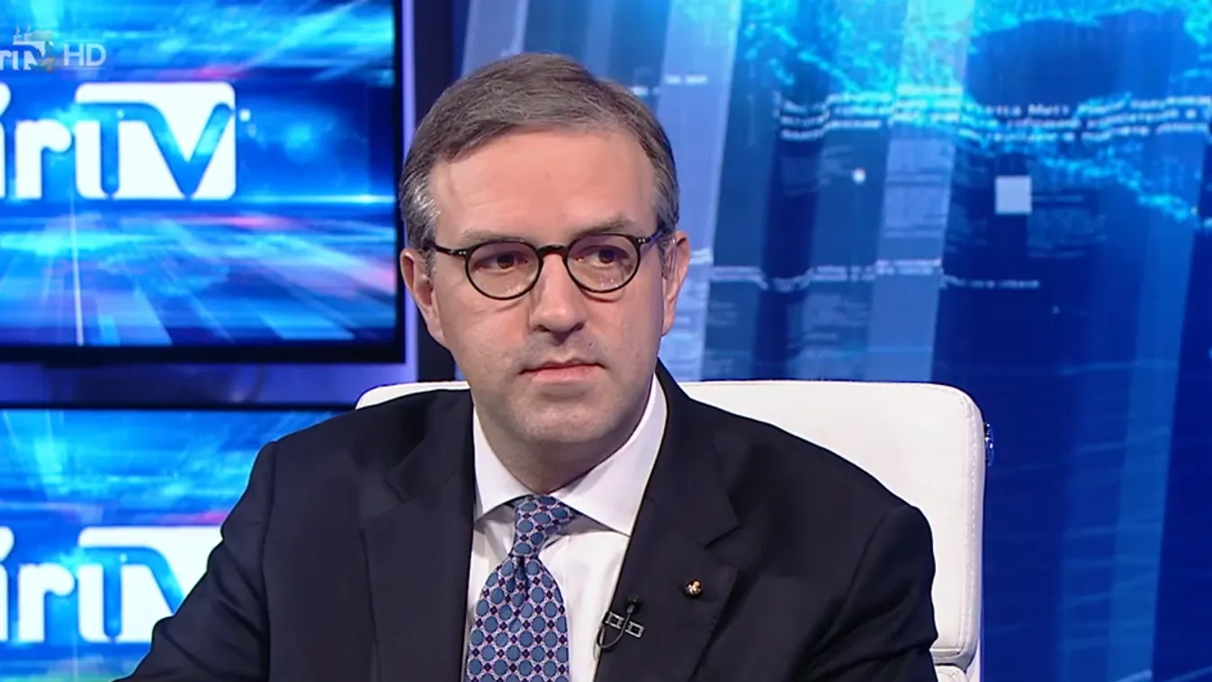 Gladden Pappin: Ez tisztességtelen, nem fair + videó