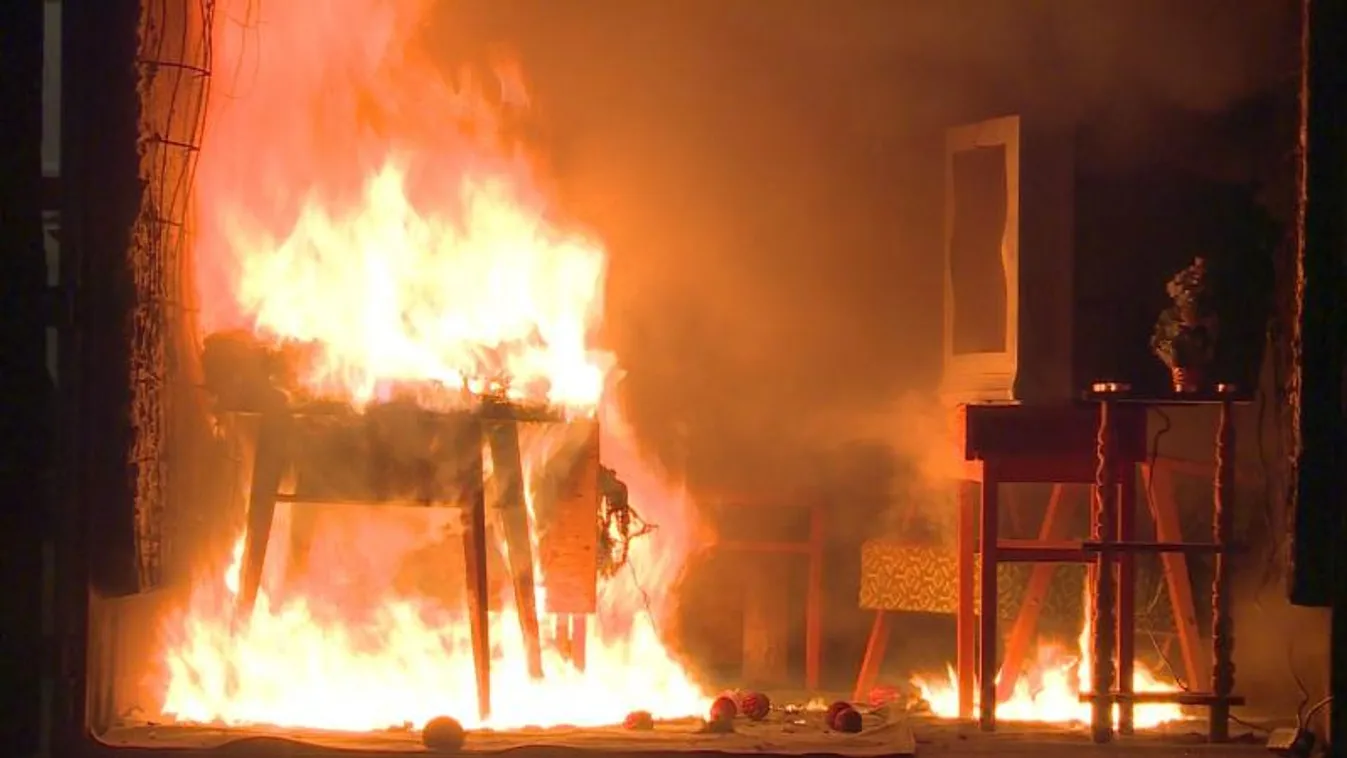 Két ember meghalt Budapesten egy lakástűzben