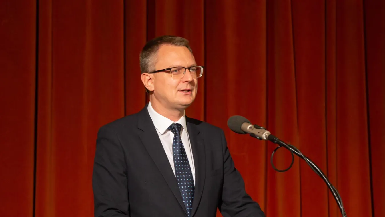 Rétvári Bence: újabb funkciókkal bővül az EgészségAblak mobilalkalmazás