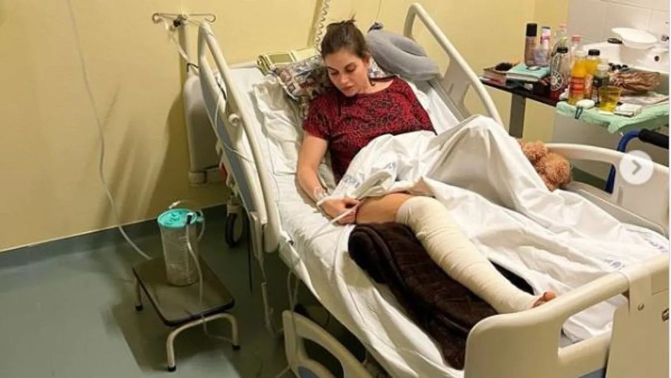 Fotóval üzent a kórházból Szász Júlia