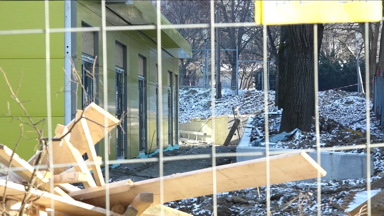 600 millió forintot bukhat a baloldali irányítású Pécs + videó