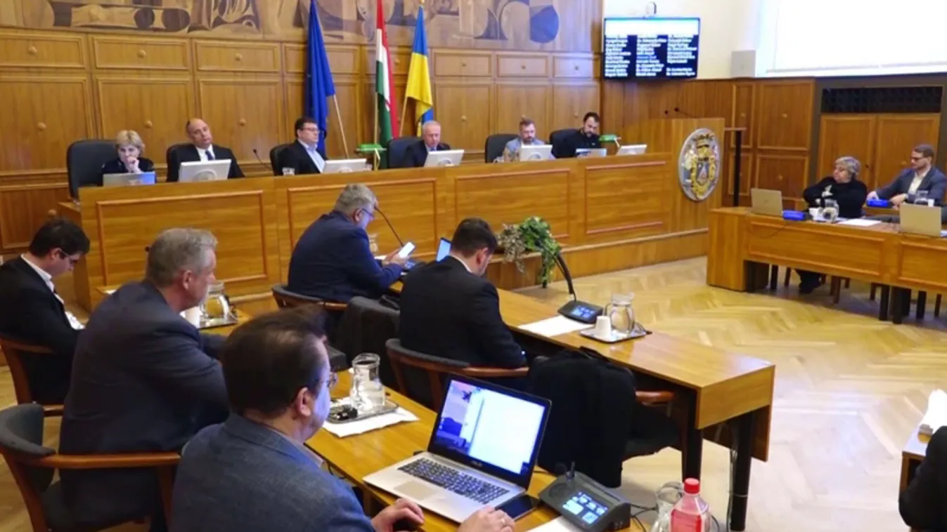 Rengeteg kérdéssel indult a pécsi közgyűlés + videó