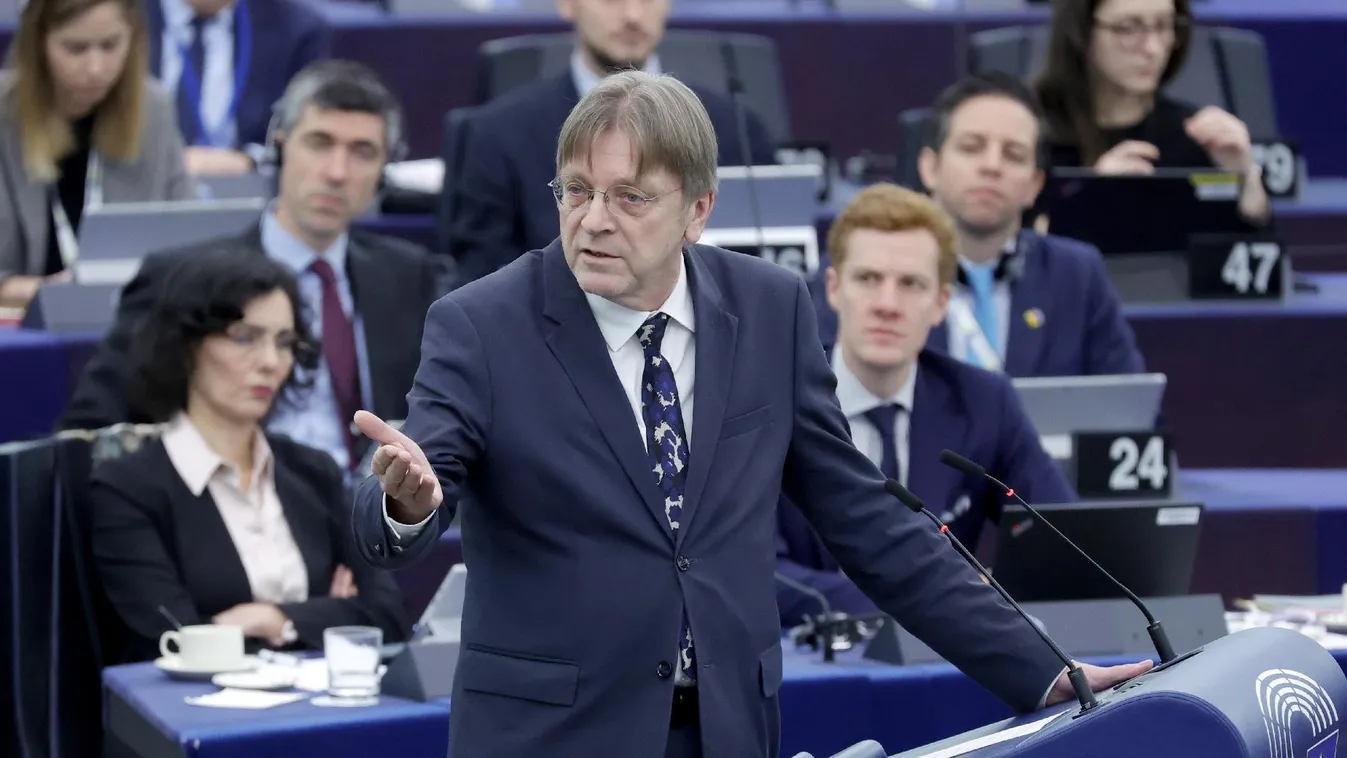 Szintet lépett Verhofstadt az EP-vitán: megfenyegette Orbán Viktort