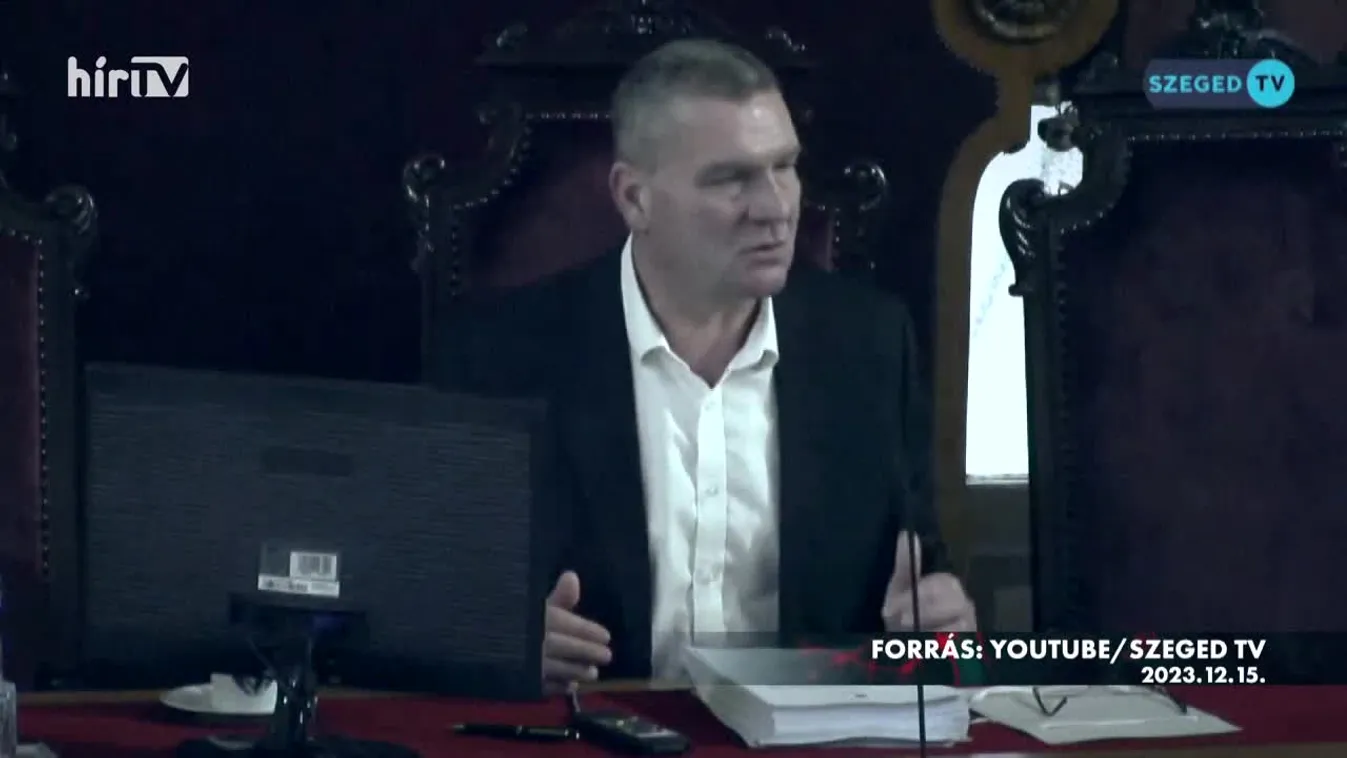 Célpont - Gazzal benőtt terület vagy nagy lombos erdő?