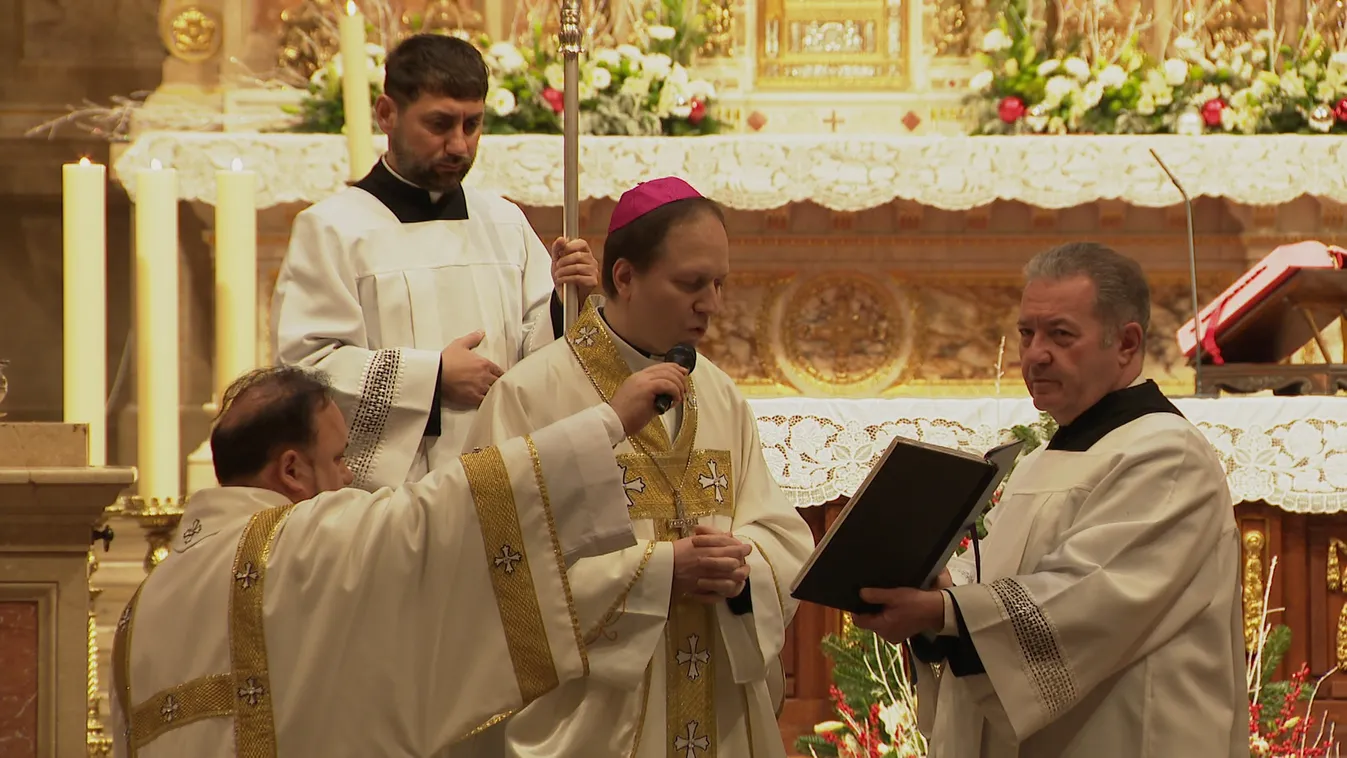 Január 6-án vízszentelést tartottak a Szent István Bazilikában + videó