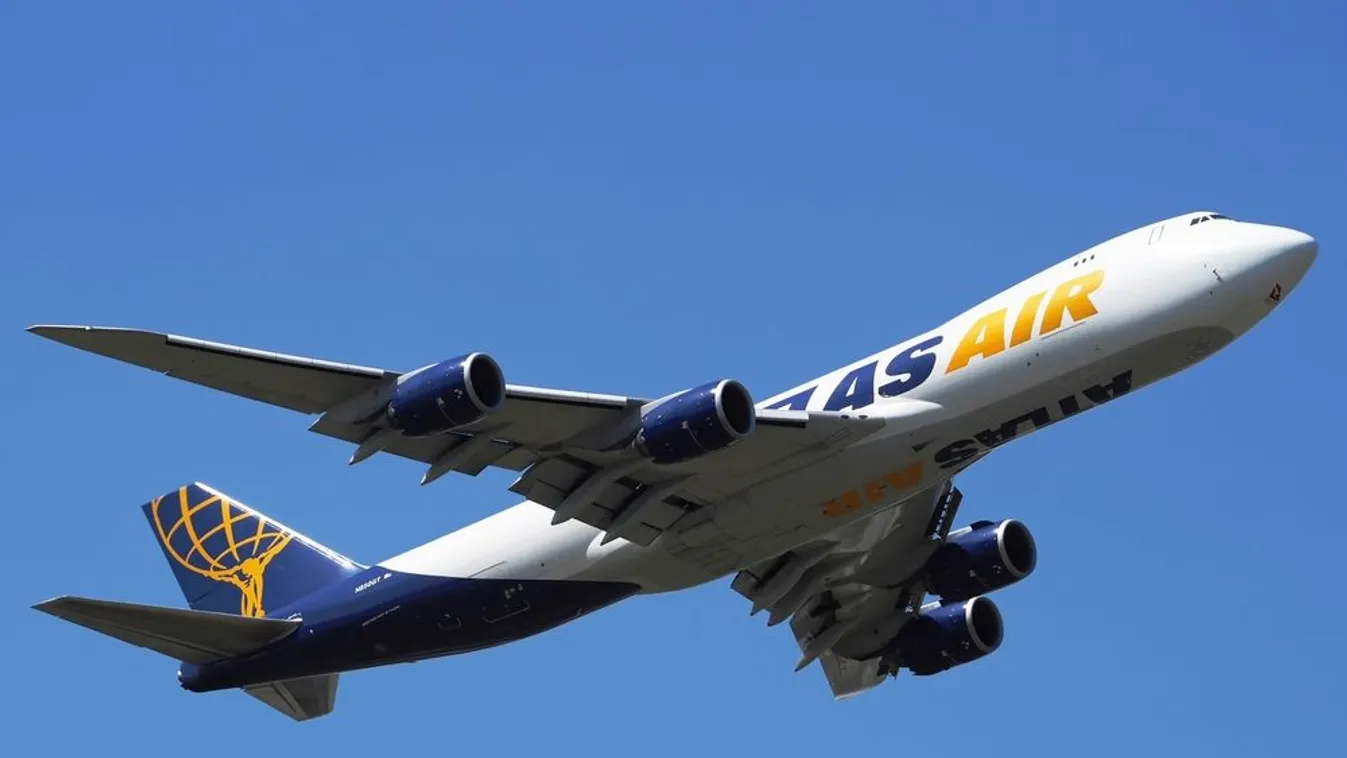 Felszállás után kigyulladt egy Boeing 747-8-as repülőgép + videó