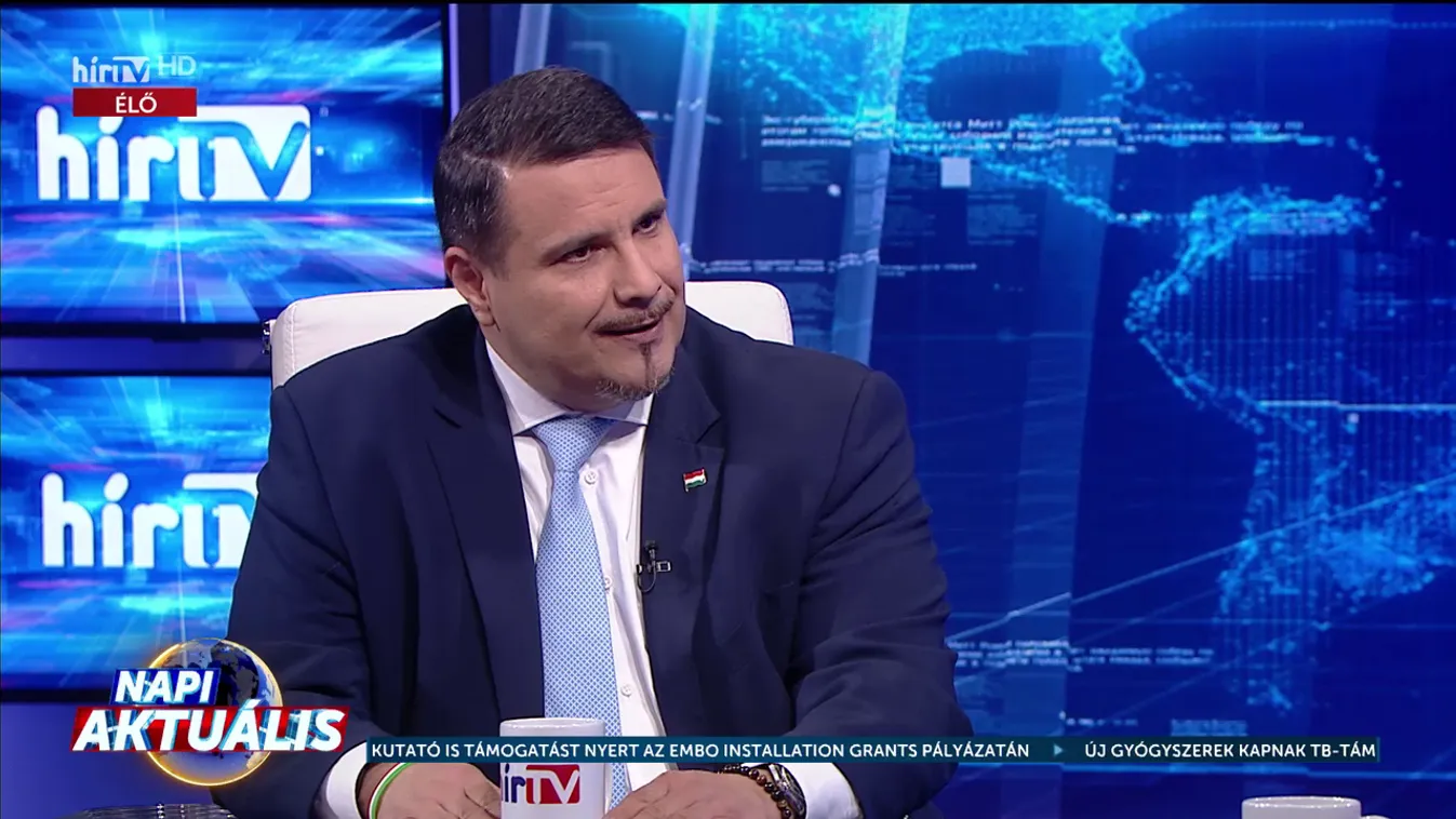 Mesterházy Attila: Belpolitikai háború is zajlik Ukrajnában + videó