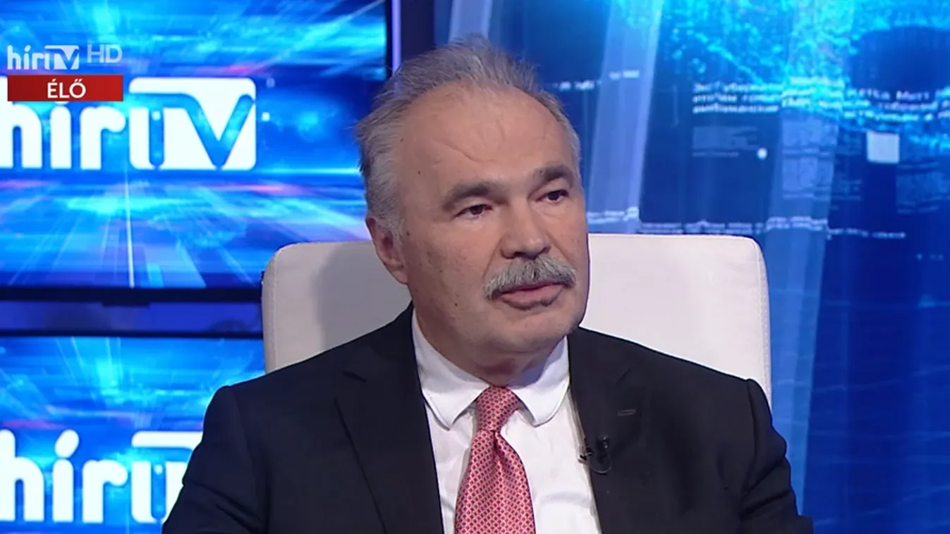 Elkezdődött Párizs traktoros ostroma + videó