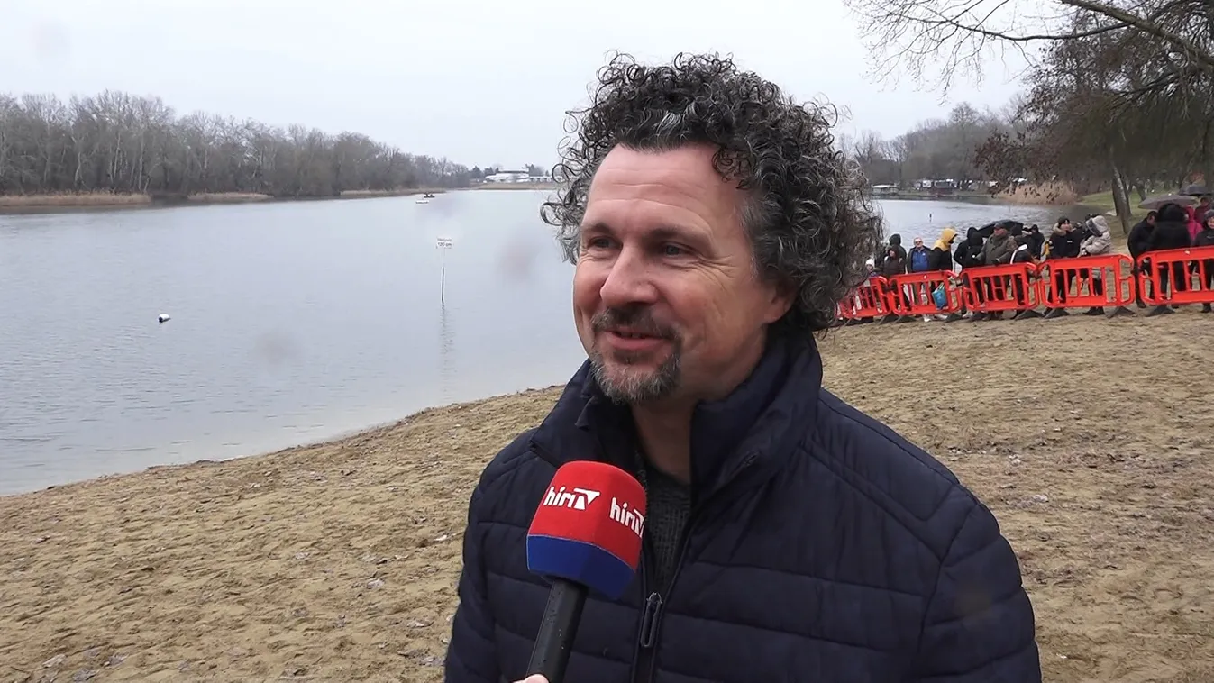 Hétszáz fővel nyitották meg a tiszafüredi strandszezont + videó