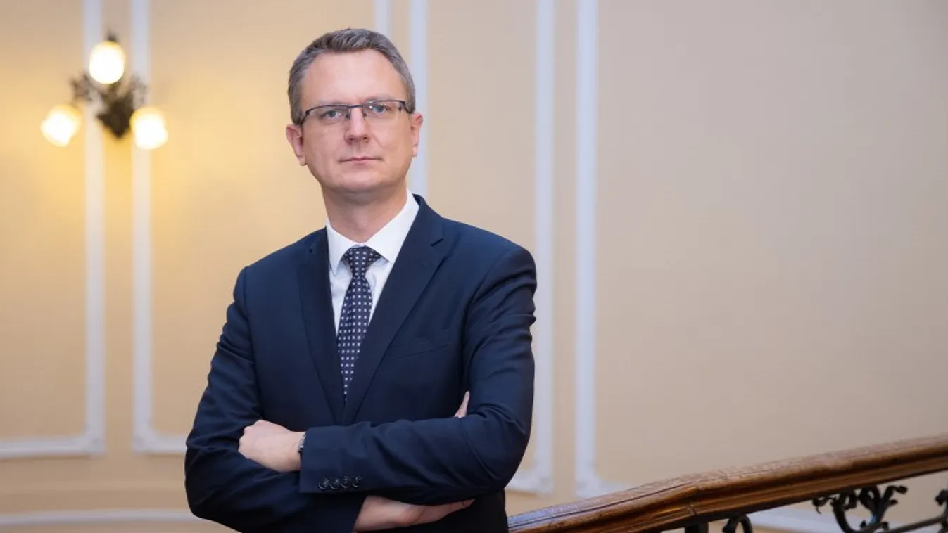 Pszichológiai alkalmassági vizsgálatot vezetnek be a gyermekotthonok vezetőinél