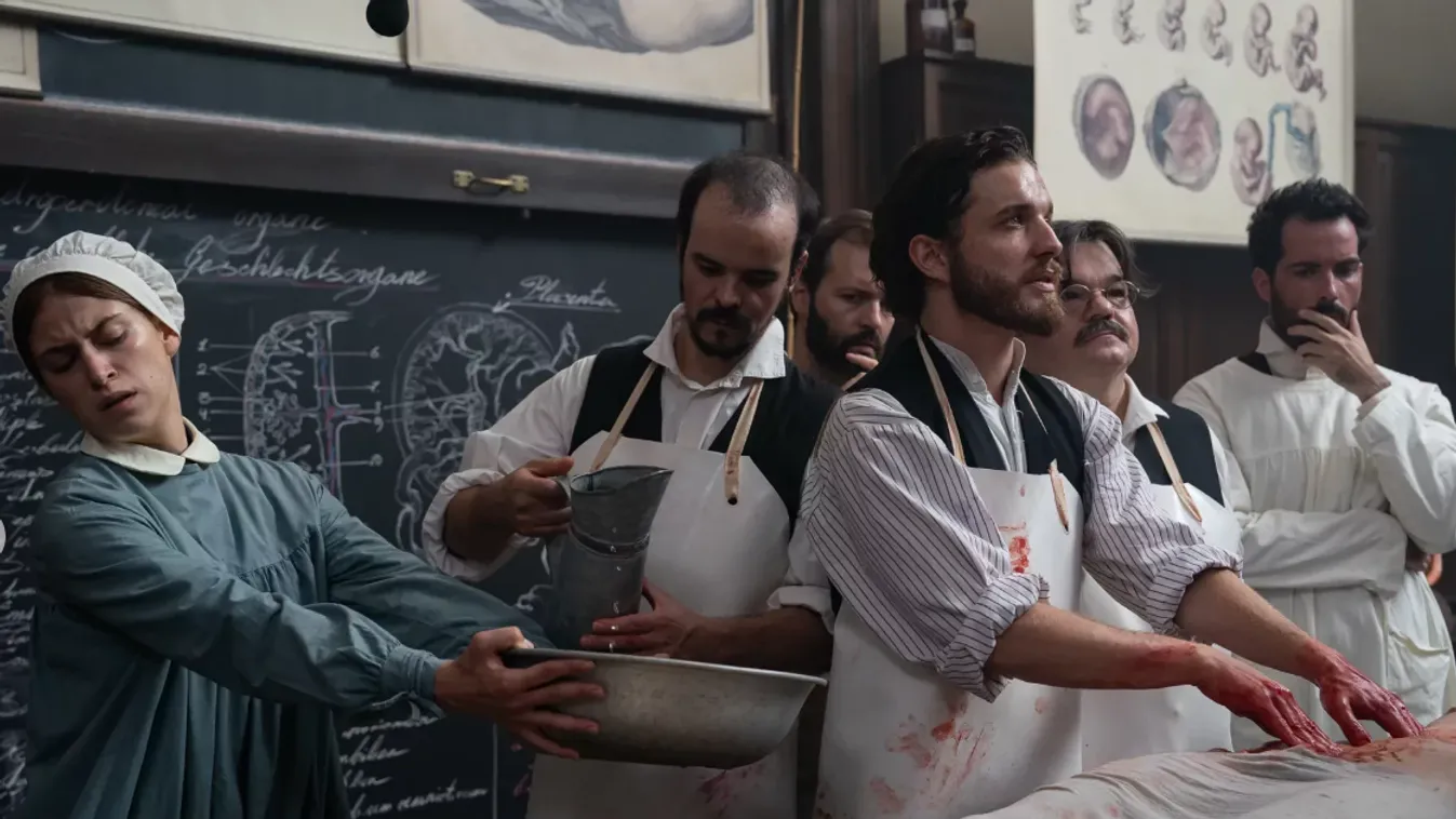 Nagyon sokan megnézték az anyák megmentőjéről készült filmet