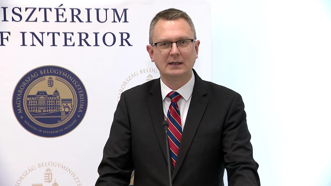 Rétvári Bence: az Antifa mozgalom velejárója az erőszak, célja a jelenlegi társadalmi rend lebontása + videó