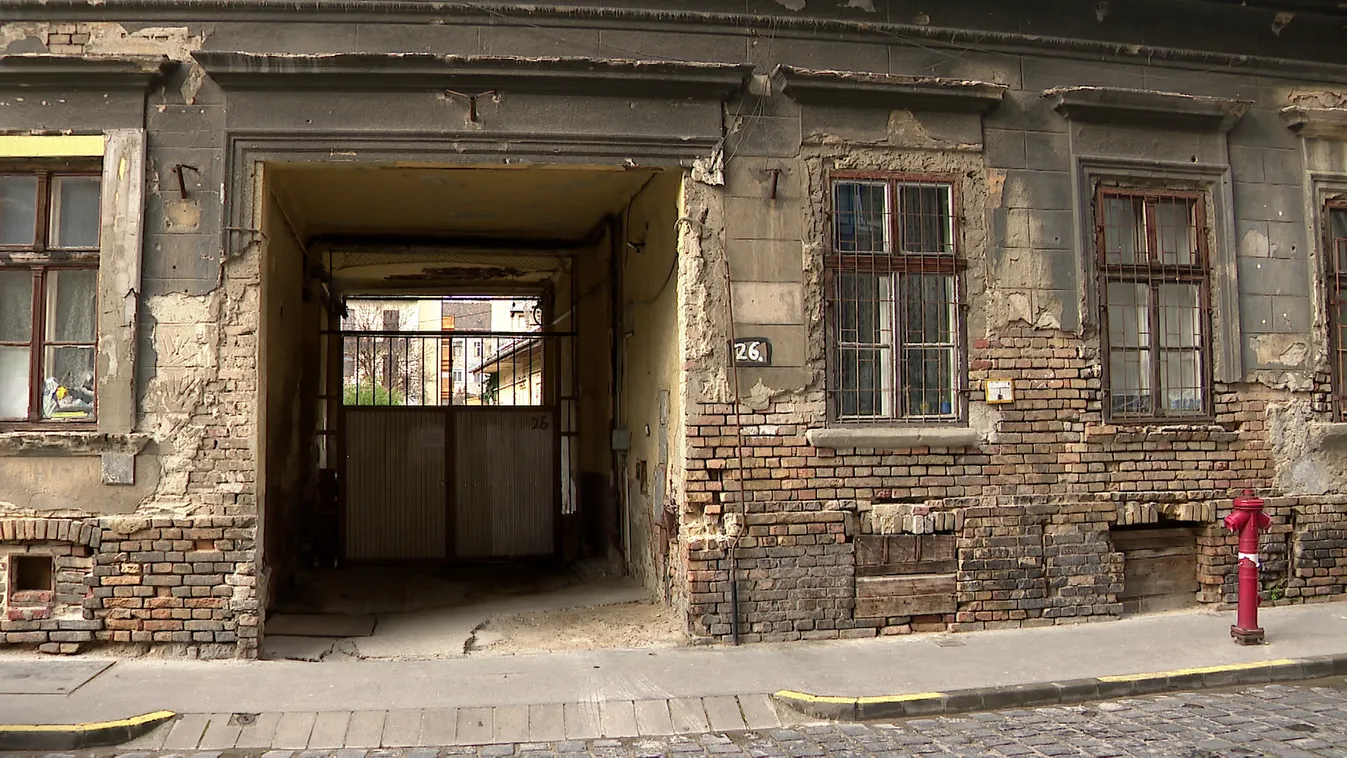 Pikó András polgármestersége ideje alatt mindössze 200 bérlakás lett felújítva Józsefvárosban + videó