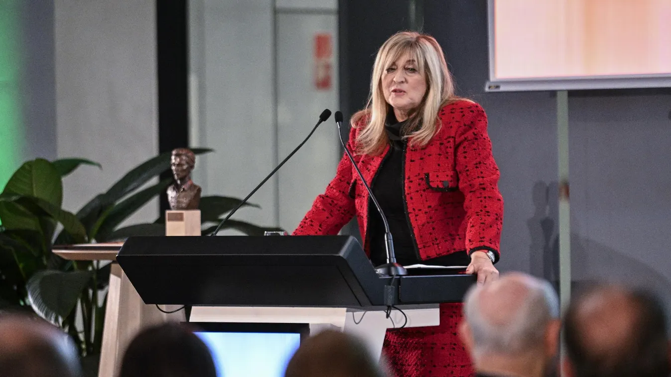 Schmidt Mária: Nyugaton nem néztek szembe a kommunizmus bűneivel