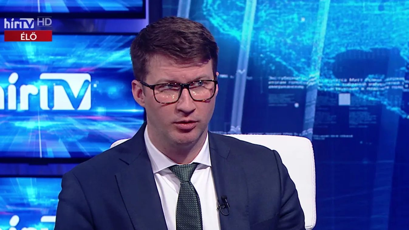 Sorra esnek ki a csontvázak az I. kerületi önkormányzatnál + videó