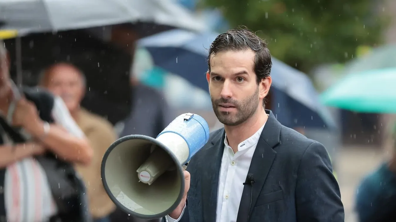 Le kell mondania Fekete-Győr Andrásnak