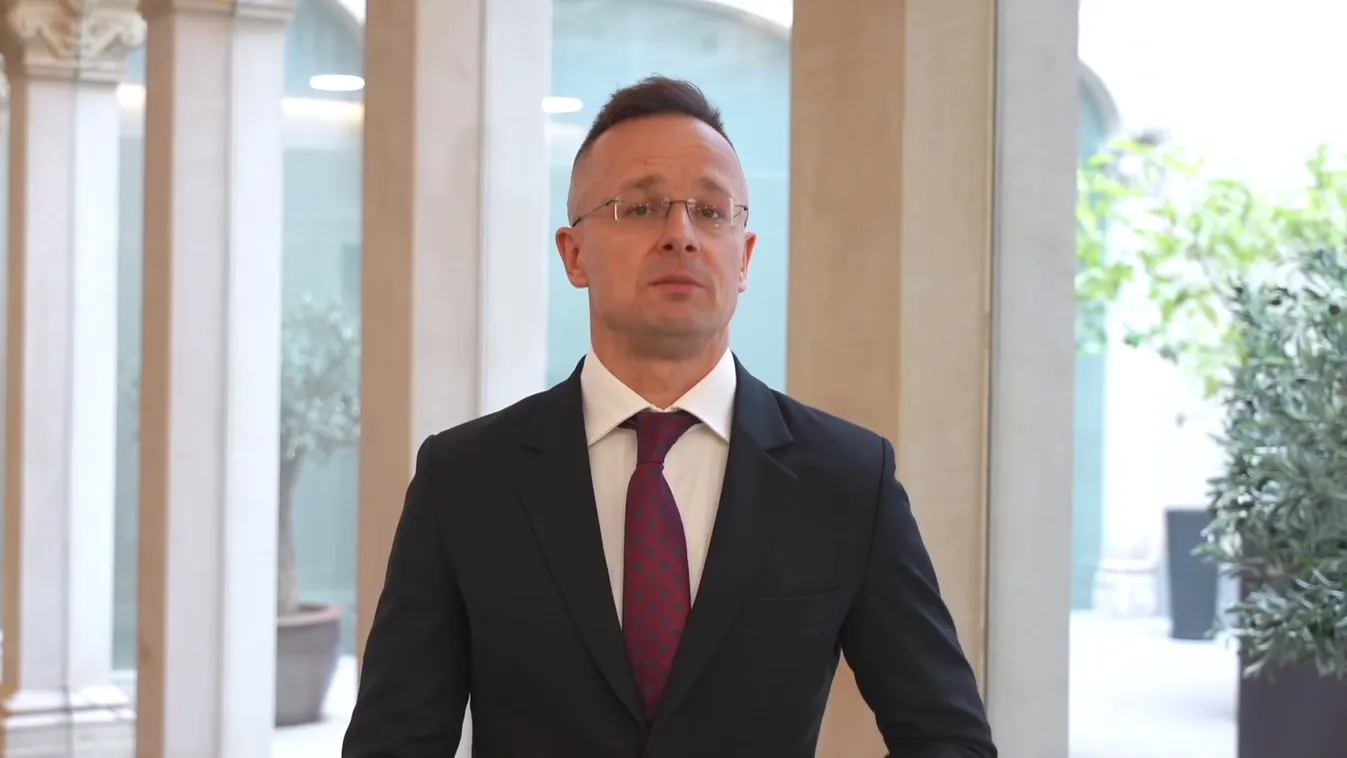Szijjártó Péter: Radikális változásra van szükség a brüsszeli migrációs politikában + videó
