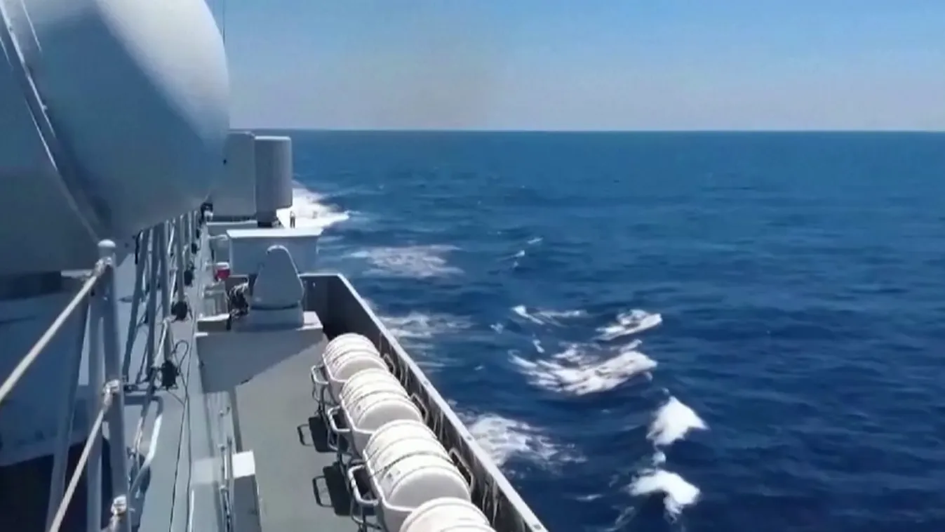 Tajvan környékén több kínai katonai repülőgépet, haditengerészeti hajót és léggömböt észleltek